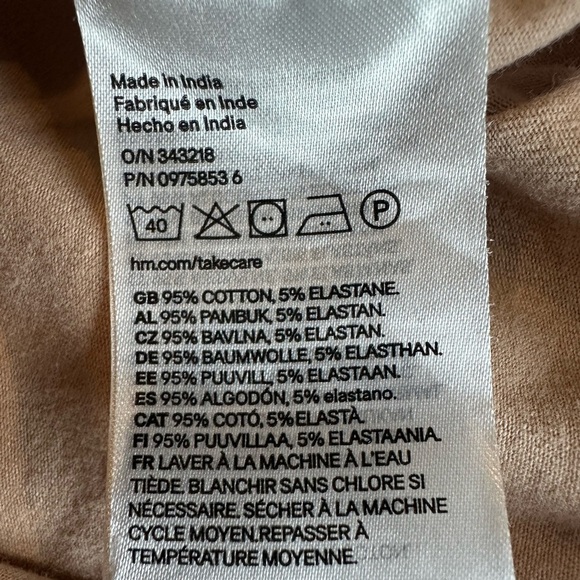 ❤️ H&M Divided Beige Cropped Top Large NWOT - Picture 3 of 5